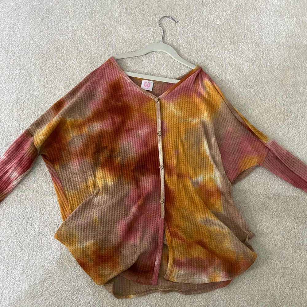 Tie dye long sleeves knit top